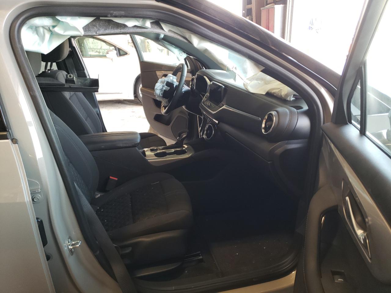 Photo 5 from auction – 2021 CHEVROLET BLAZER 2LT with VIN 3GNKBCRS3MS575451