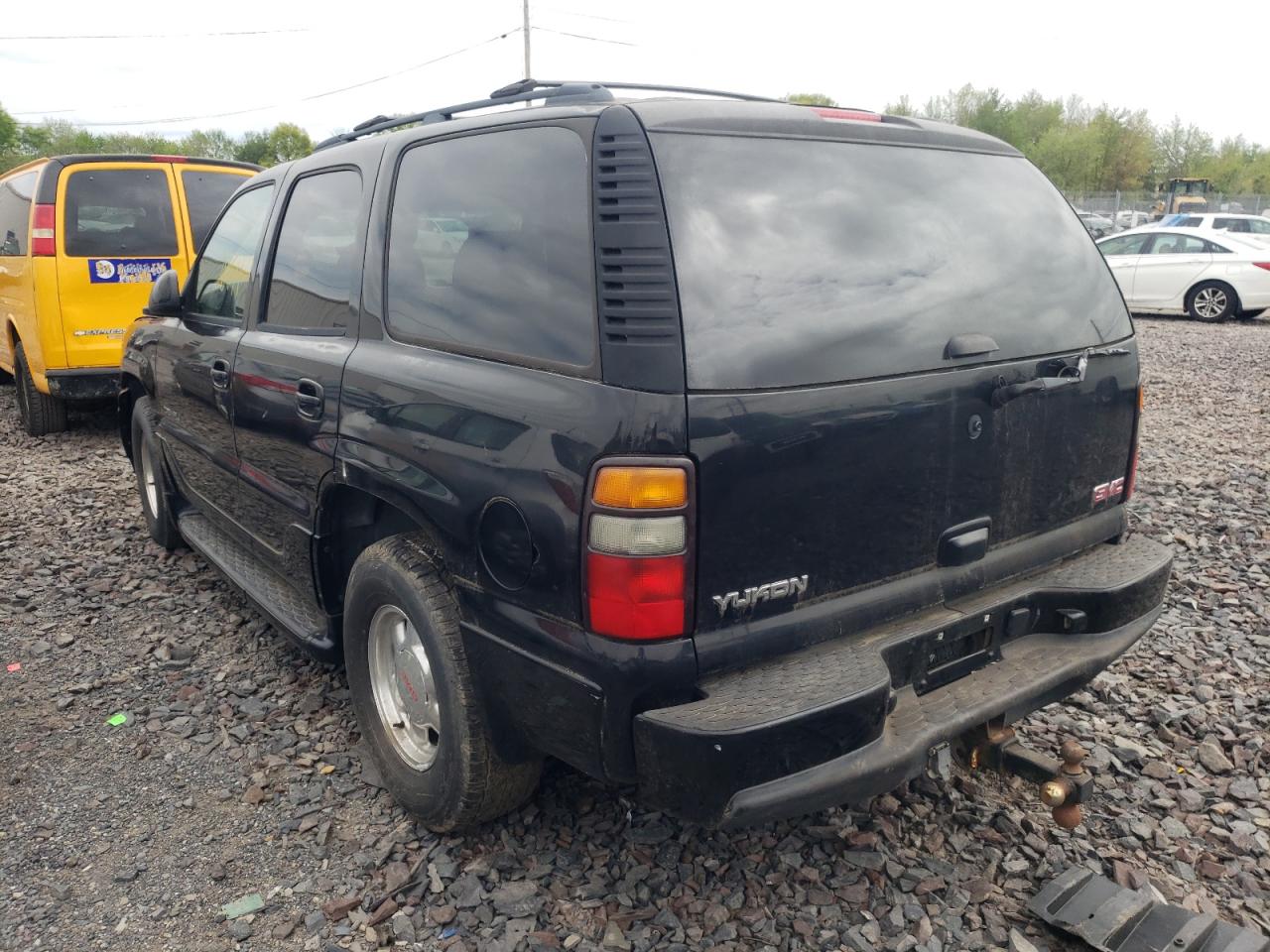 Photo 3 from auction – 2006 GMC YUKON DENA with VIN 1GKEK63U26J109519