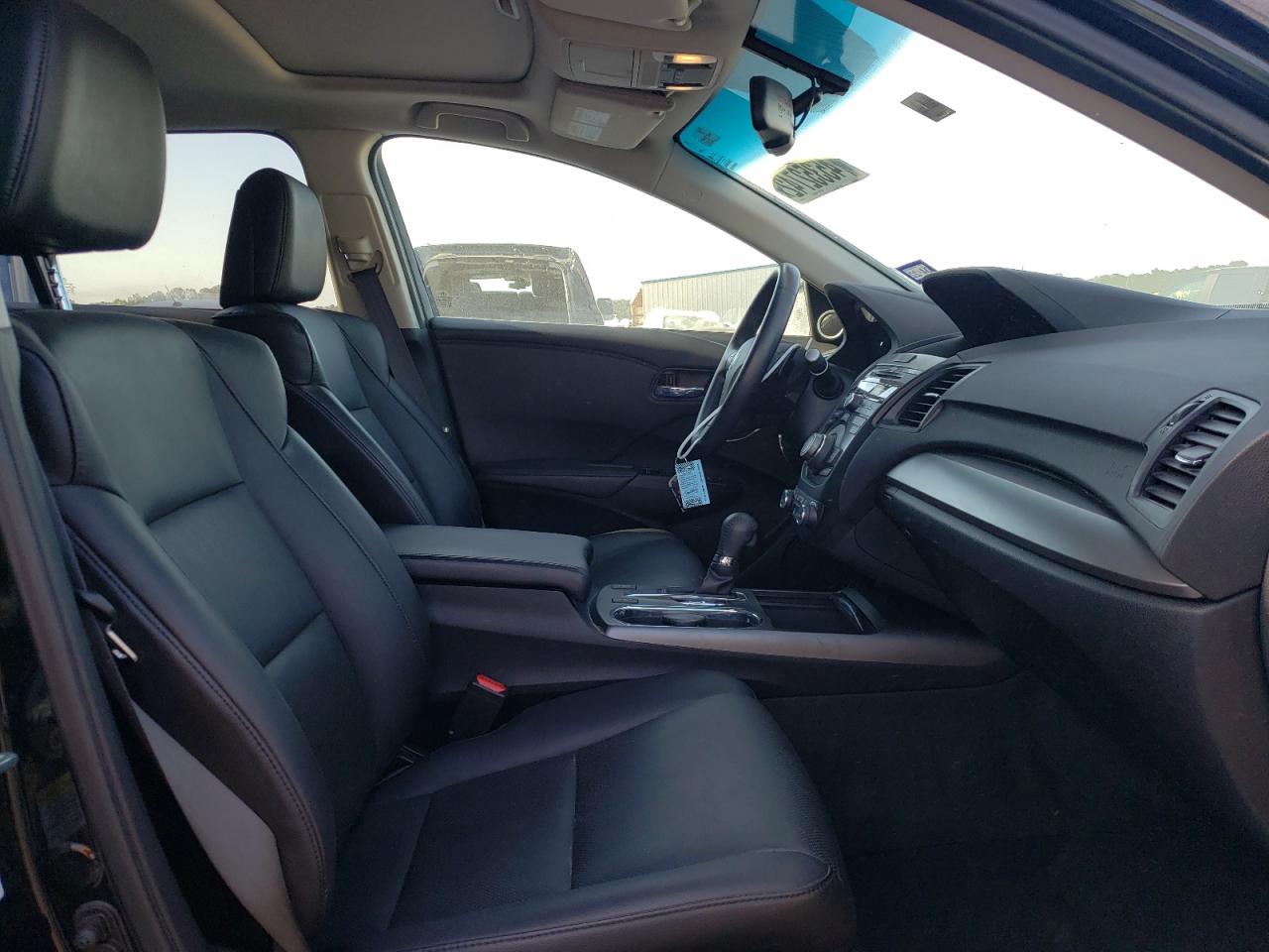 Photo 5 from auction – 2015 ACURA RDX TECHNO with VIN 5J8TB3H54FL011732
