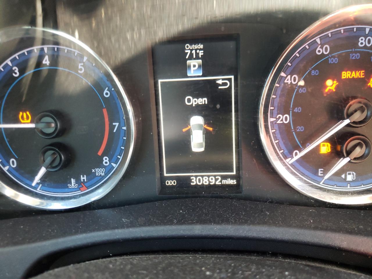 Photo 8 from auction – 2019 TOYOTA COROLLA L with VIN 2T1BURHE1KC206678