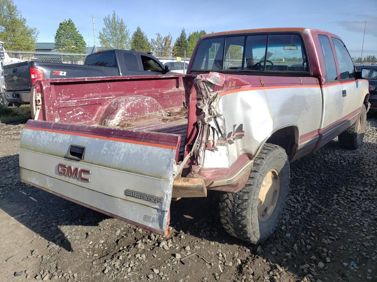 Photo 9 from auction – 1989 GMC SIERRA K15 with VIN 2GTEK19K6K1531298
