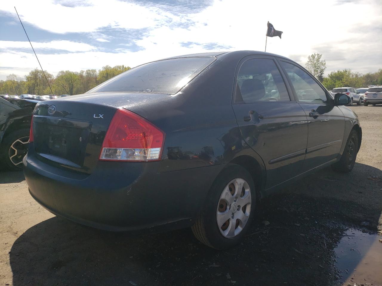 Photo 4 from auction – 2009 KIA SPECTRA EX with VIN KNAFE222095601170