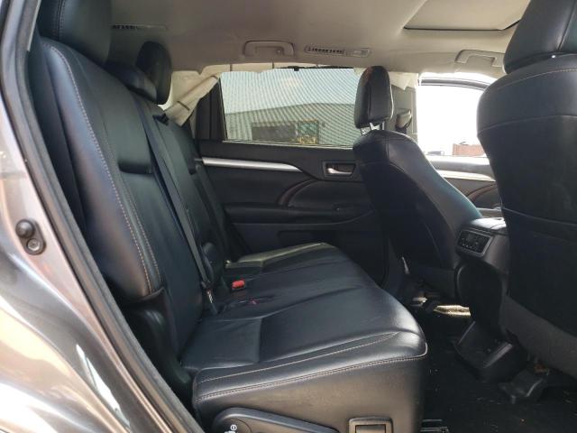 Photo 6 from auction – 2017 TOYOTA HIGHLANDER with VIN 5TDJZRFH3HS434742