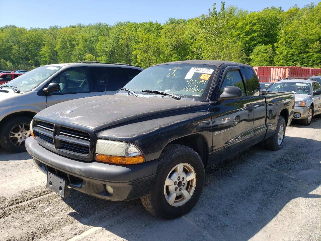 Photo 2 from auction – 2002 DODGE DAKOTA SPO with VIN 1B7GL32X12S663599