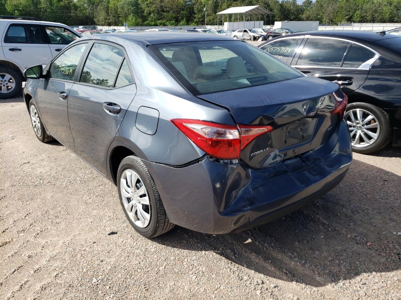 Photo 3 from auction – 2017 TOYOTA COROLLA L with VIN 2T1BURHEXHC773237