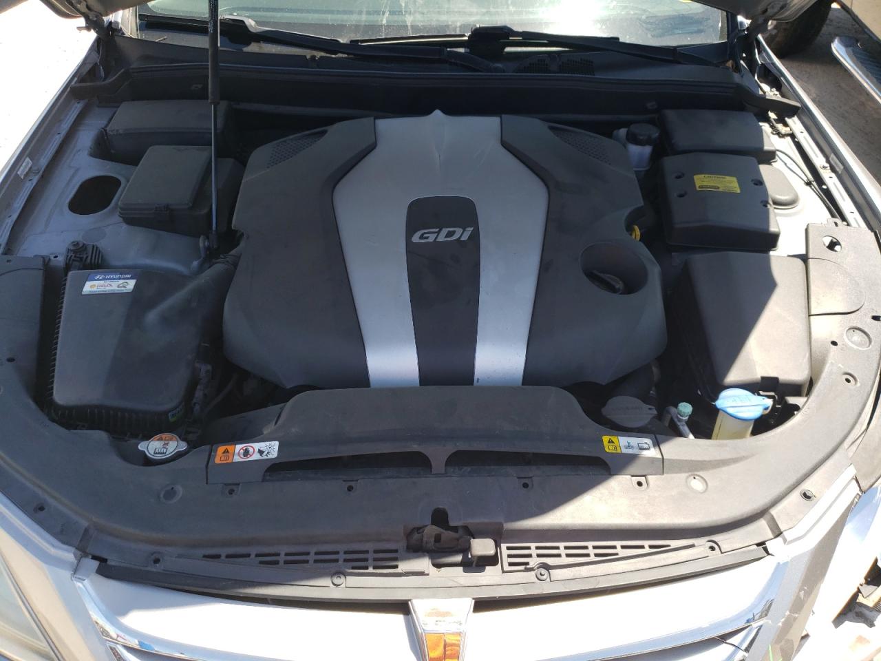 Photo 7 from auction – 2012 HYUNDAI GENESIS 3. with VIN KMHGC4DD3CU207923
