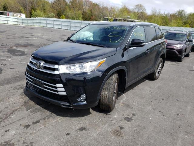 Photo 2 from auction – 2019 TOYOTA HIGHLANDER with VIN 5TDJZRFH9KS592249