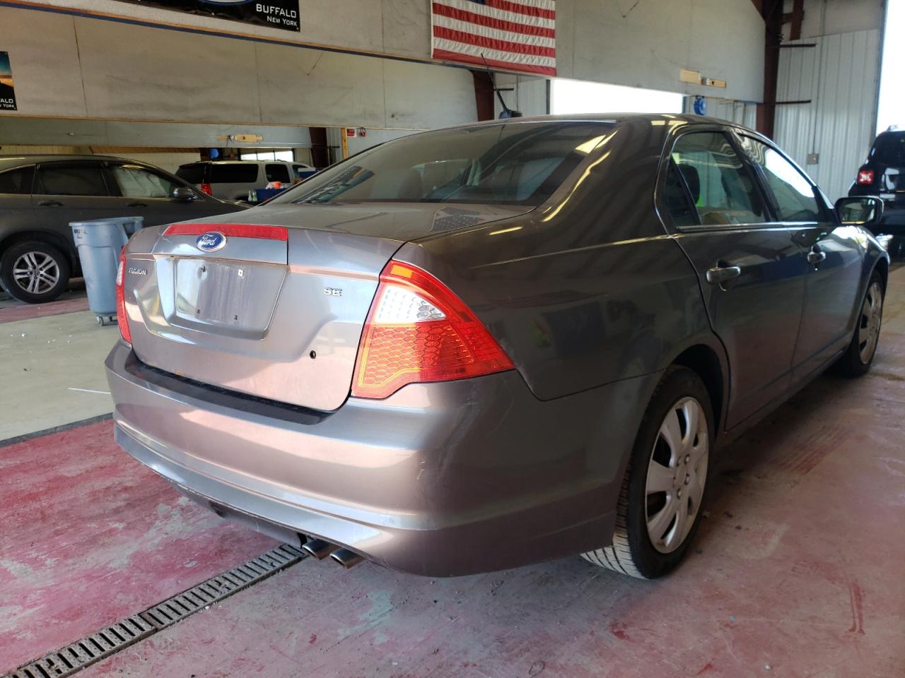 Photo 4 from auction – 2011 FORD FUSION SE with VIN 3FAHP0HAXBR261964