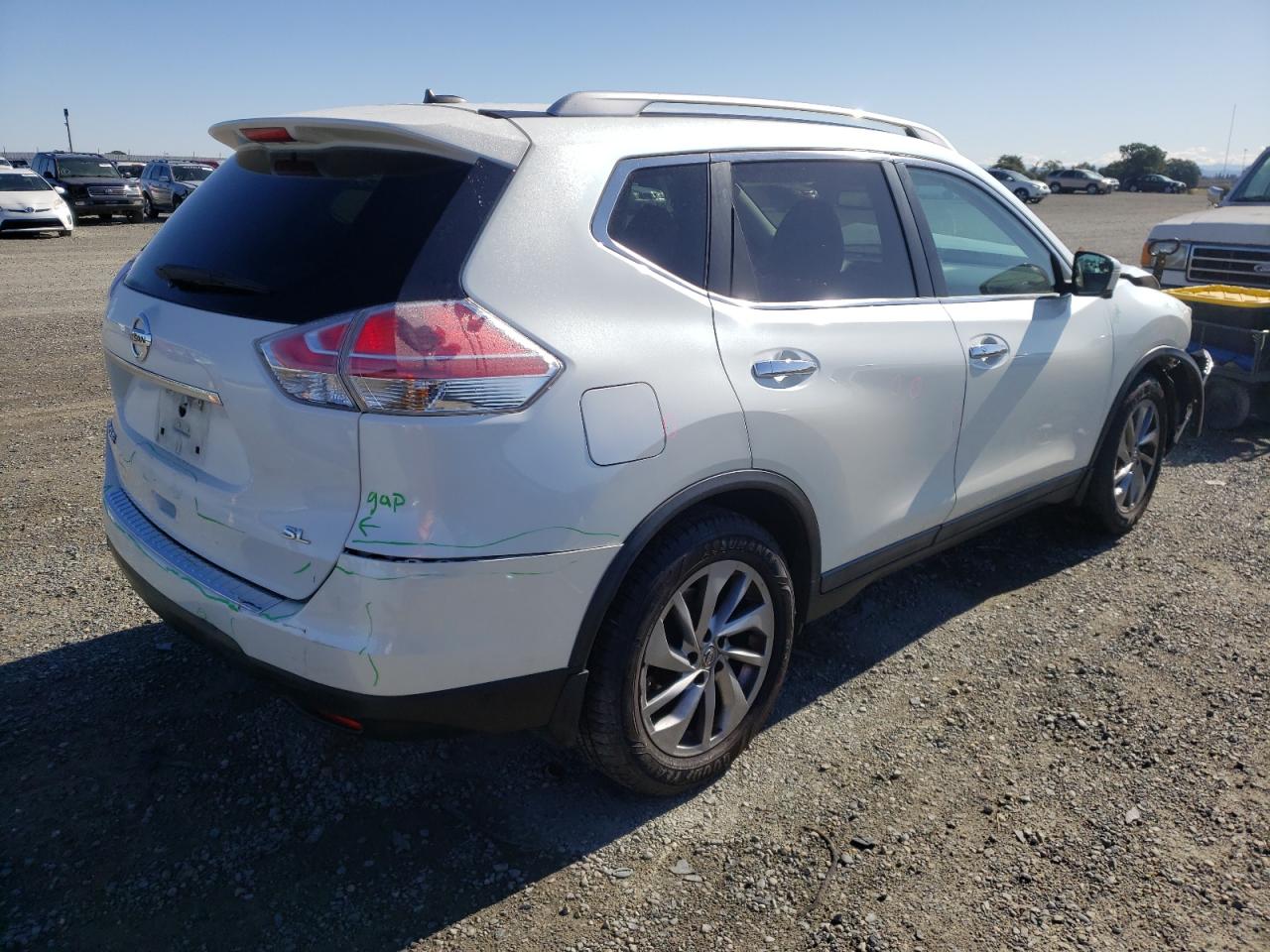 Photo 4 from auction – 2015 NISSAN ROGUE S with VIN 5N1AT2MT1FC829402