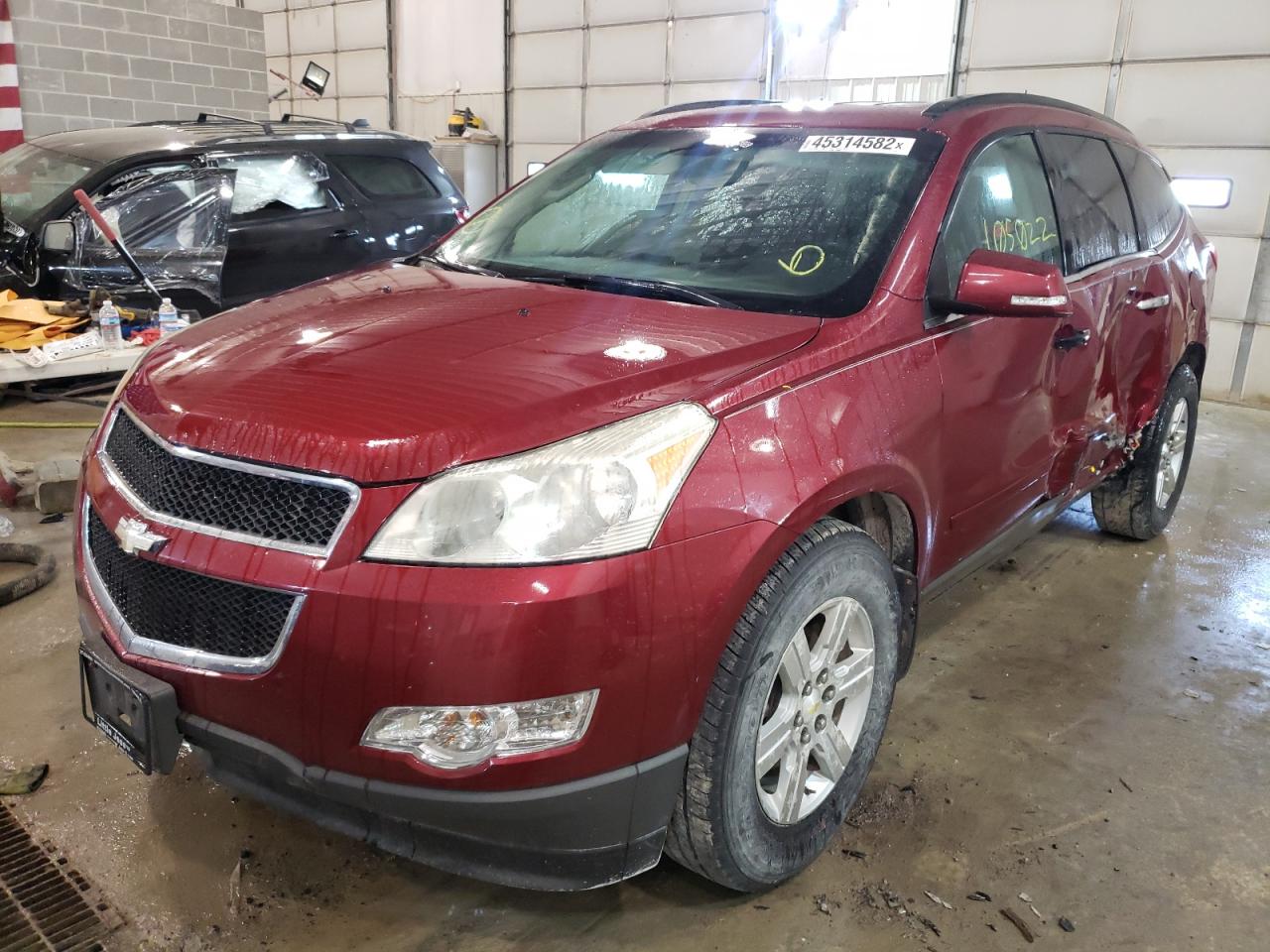 Photo 2 from auction – 2011 CHEVROLET TRAVERSE L with VIN 1GNKRGED1BJ150495