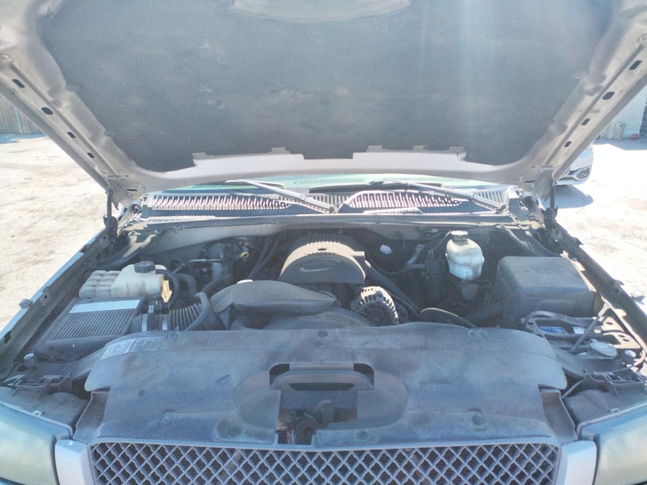 Photo 7 from auction – 2004 CHEVROLET SILVERADO with VIN 2GCEK13T541291259