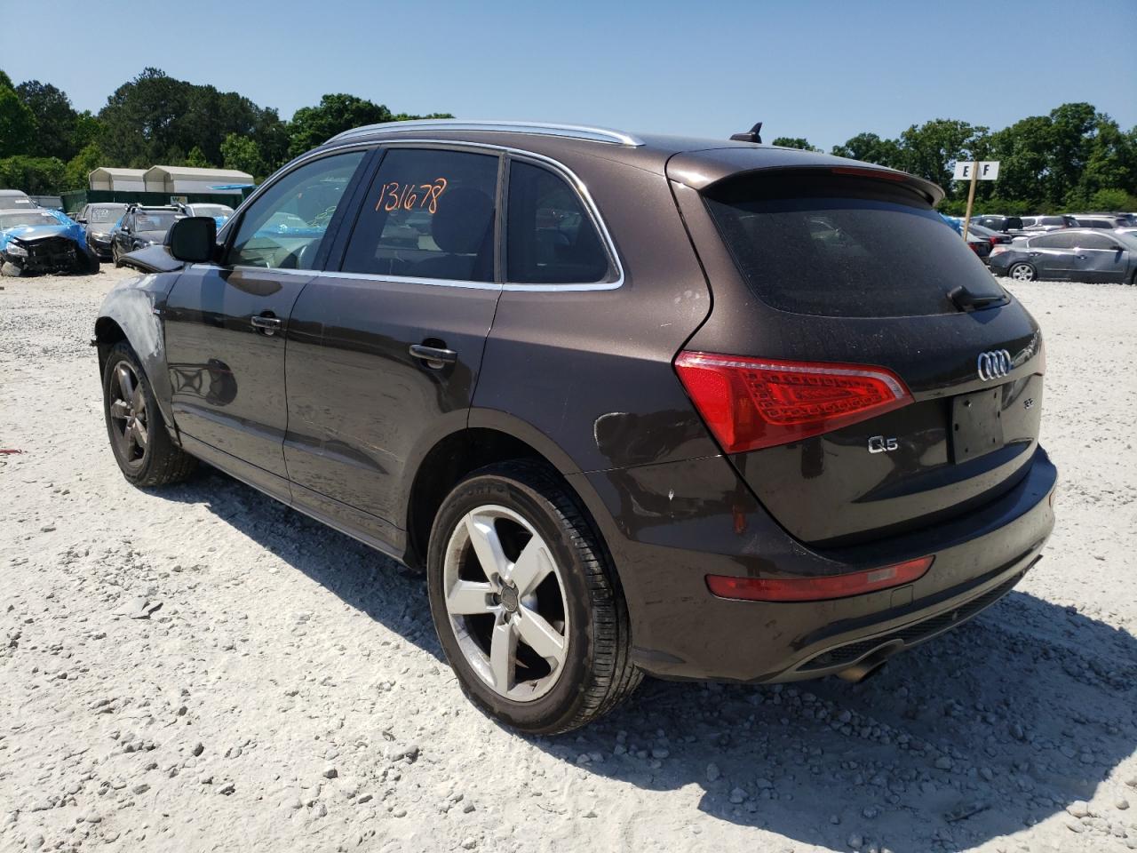 Photo 3 from auction – 2011 AUDI Q5 PREMIUM with VIN WA1DKAFPXBA014937
