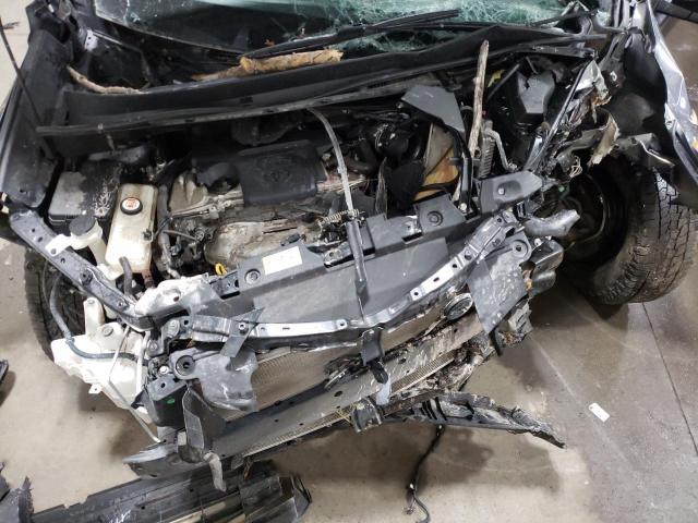 Photo 7 from auction – 2018 TOYOTA RAV4 LE with VIN JTMBFREV6JJ718406