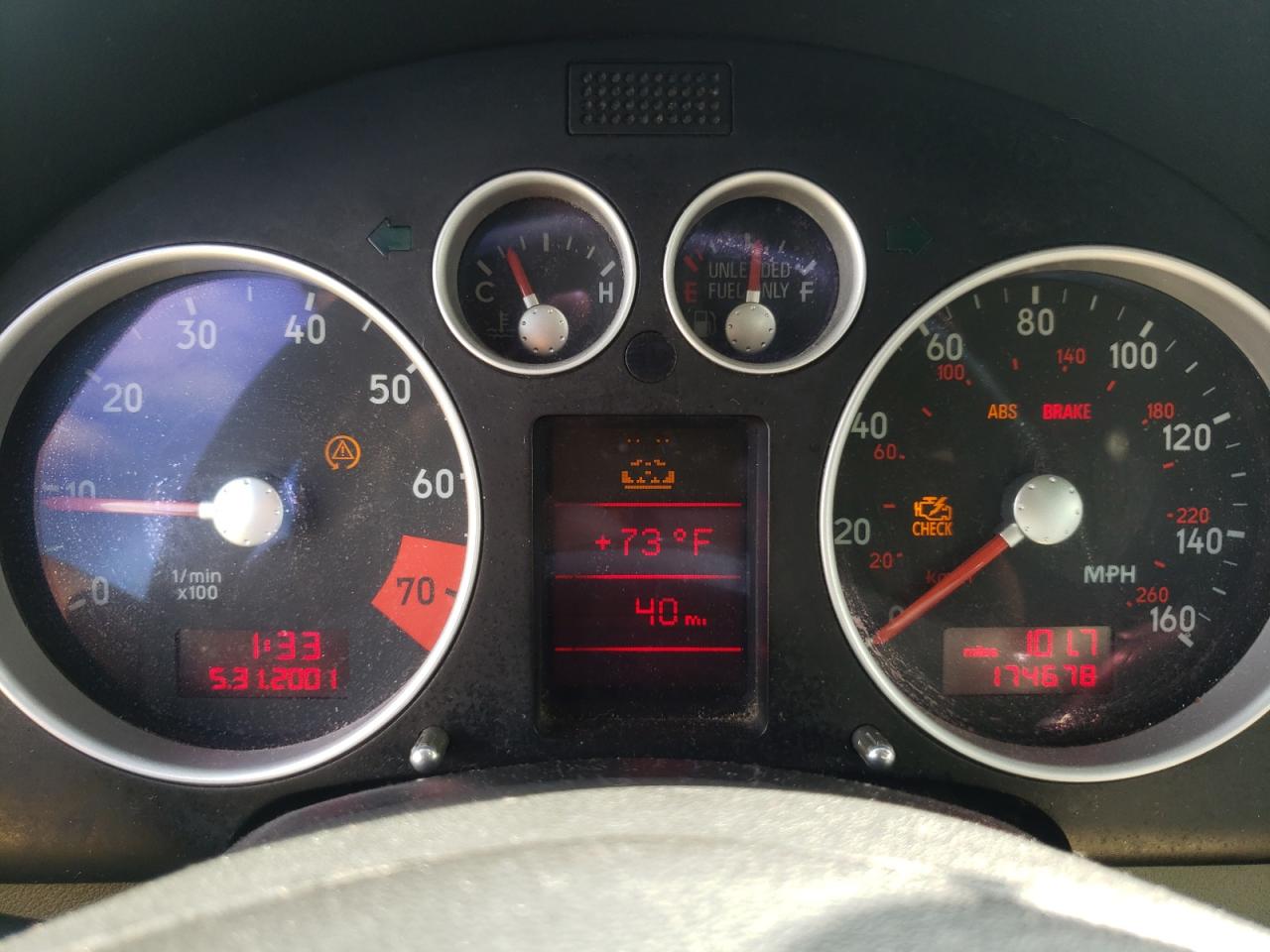 Photo 8 from auction – 2001 AUDI TT with VIN TRUWT28N911014266