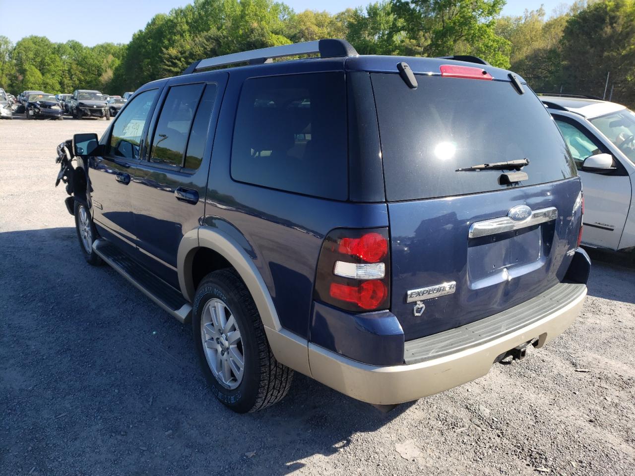 Photo 3 from auction – 2007 FORD EXPLORER E with VIN 1FMEU74E07UB16712