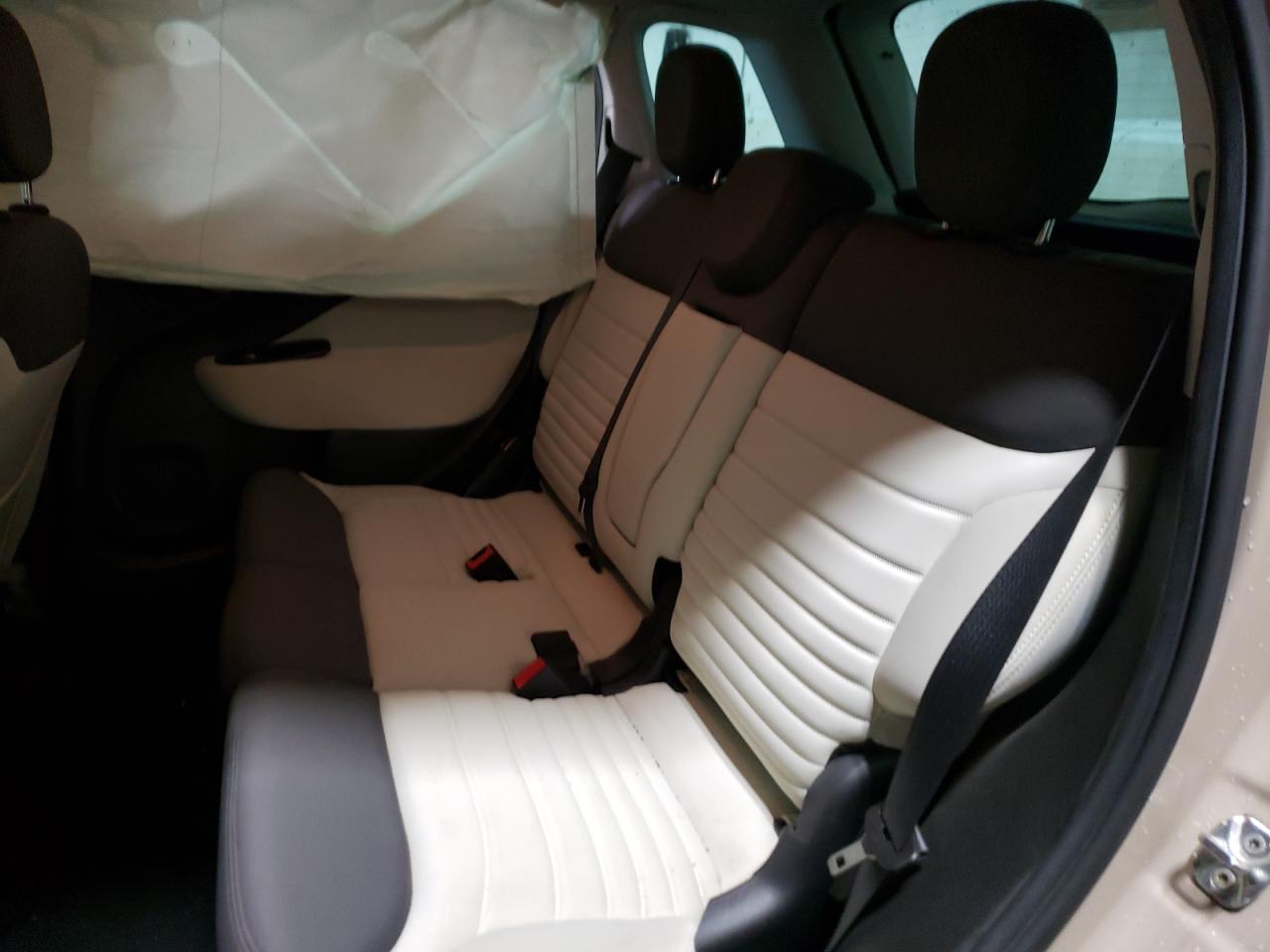 Photo 6 from auction – 2014 FIAT 500L EASY with VIN ZFBCFABH5EZ027575