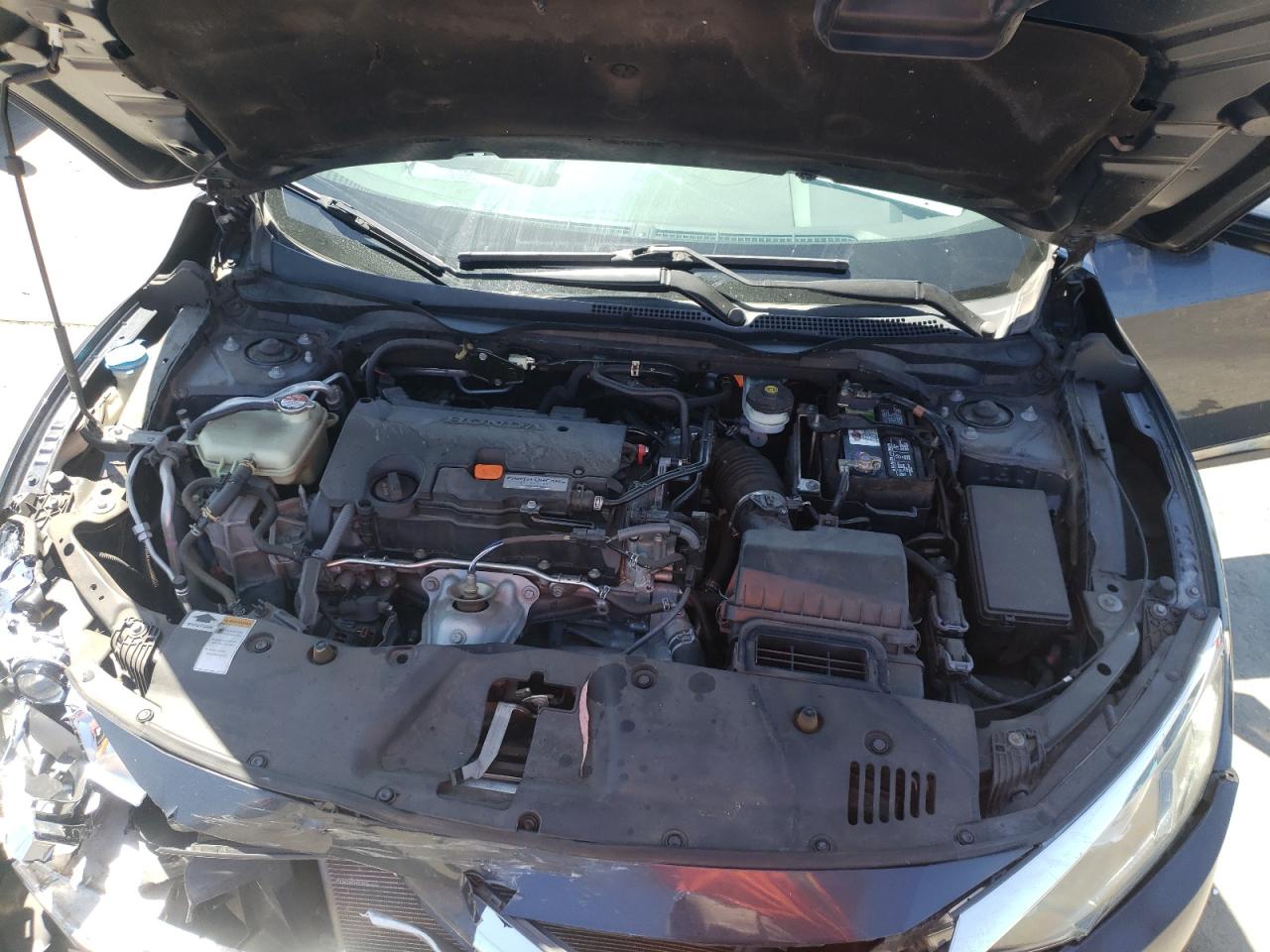 Photo 7 from auction – 2016 HONDA CIVIC LX with VIN 19XFC2F59GE011337