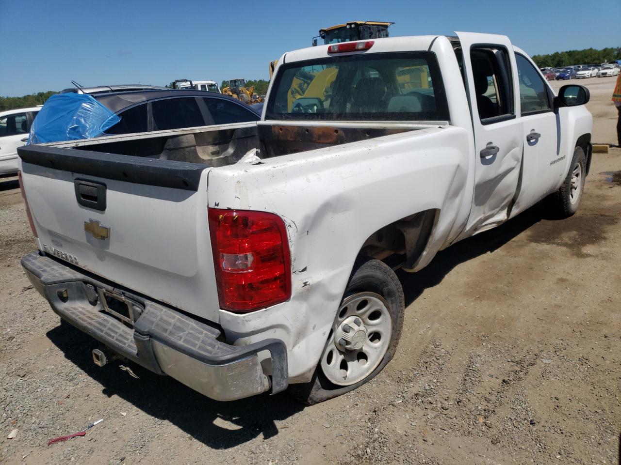 Фото 4 с аукциона – 2008 CHEVROLET SILVERADO с VIN 2GCEC13C581329513