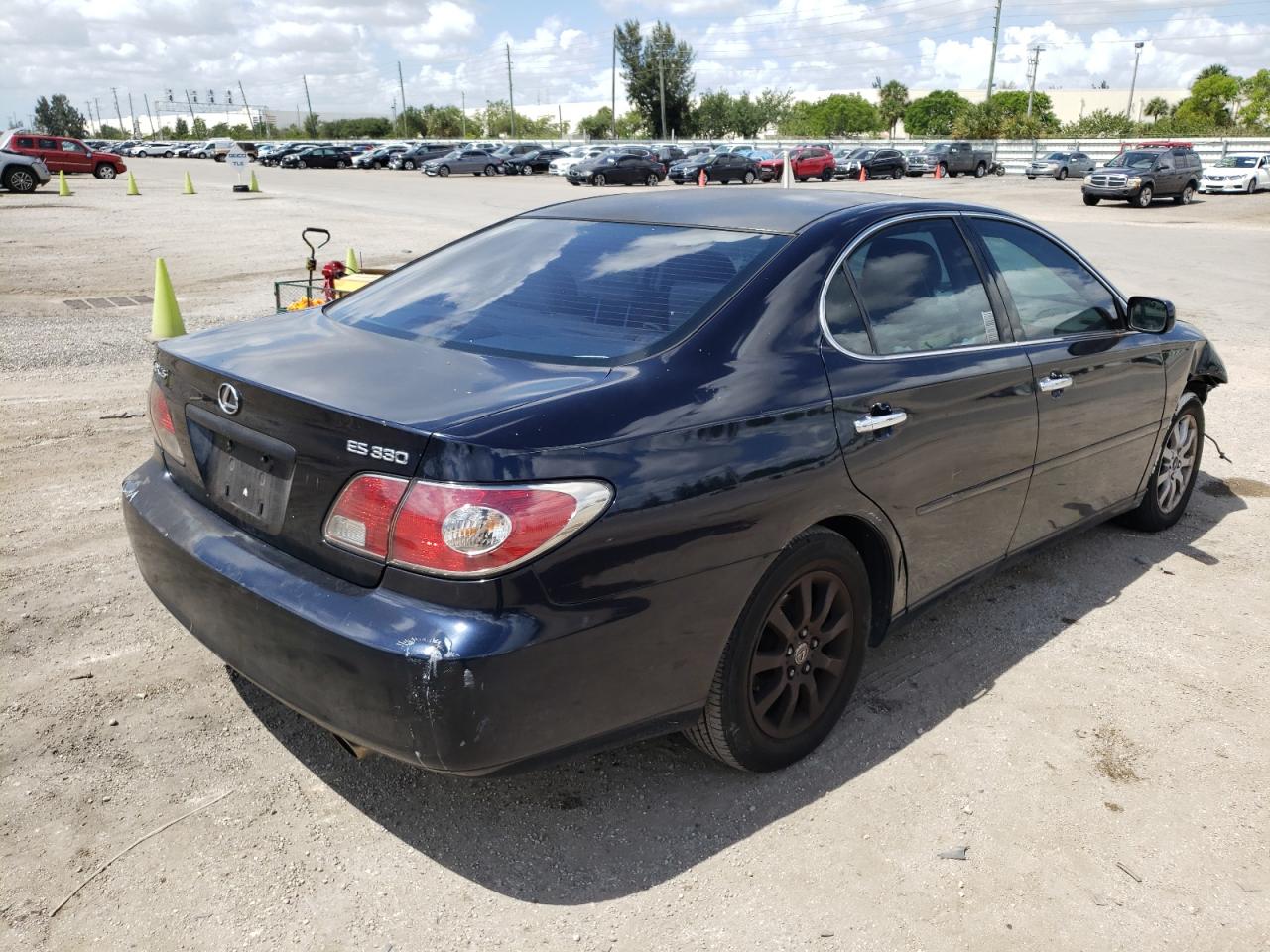Photo 4 from auction – 2004 LEXUS ES 330 with VIN JTHBA30G145015974