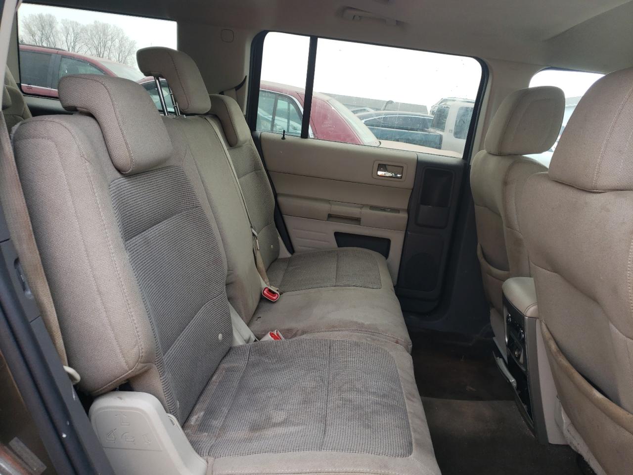 Photo 6 from auction – 2011 FORD FLEX SE with VIN 2FMGK5BC7BBD33323