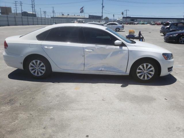 Photo 9 from auction – 2015 VOLKSWAGEN PASSAT S with VIN 1VWAT7A34FC053883