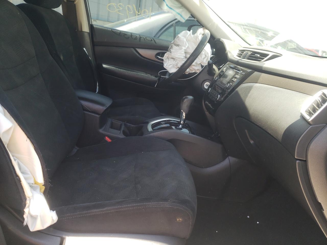 Photo 5 from auction – 2016 NISSAN ROGUE S with VIN 5N1AT2MM5GC804576