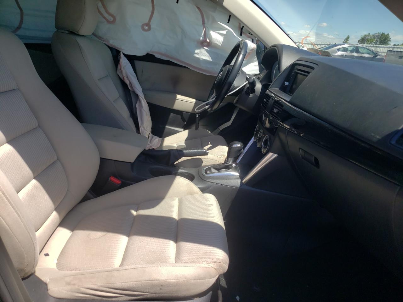 Photo 5 from auction – 2015 MAZDA CX-5 TOURI with VIN JM3KE4CY2F0541537