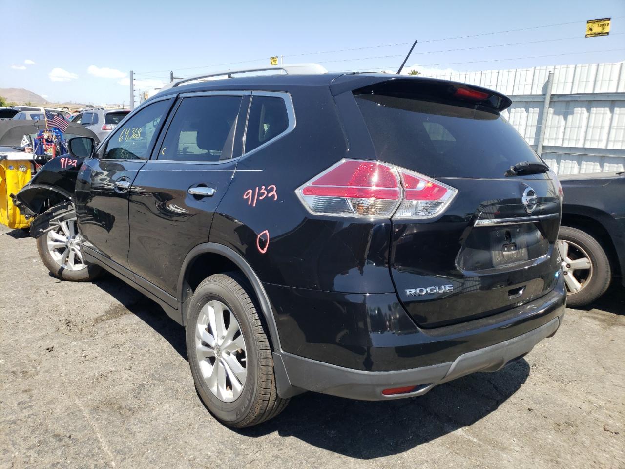 Photo 3 from auction – 2014 NISSAN ROGUE S with VIN 5N1AT2MLXEC828263