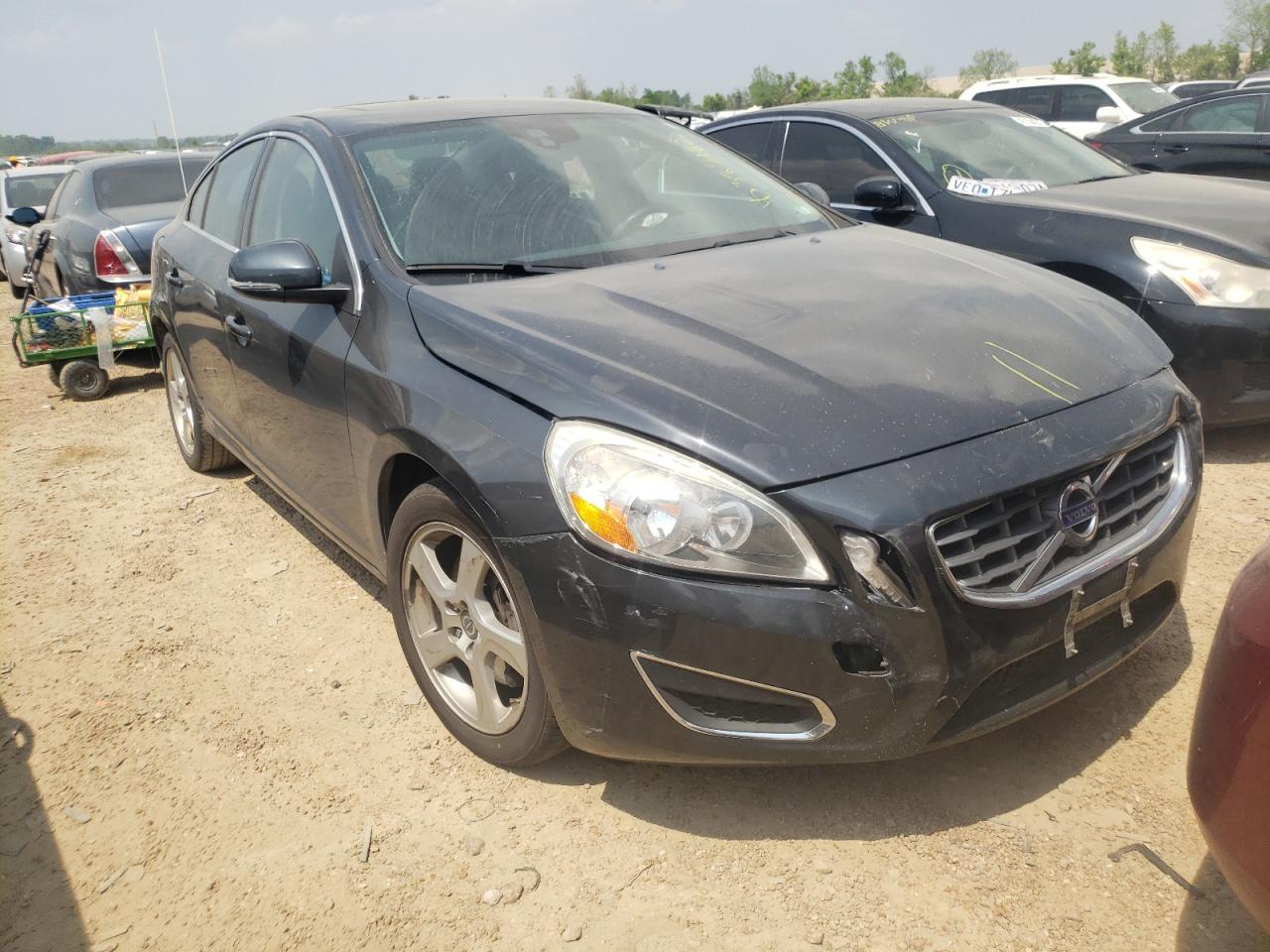 VOLVO S60 T5 2012 with VIN YV1622FS0C2102359 - Photo from auction