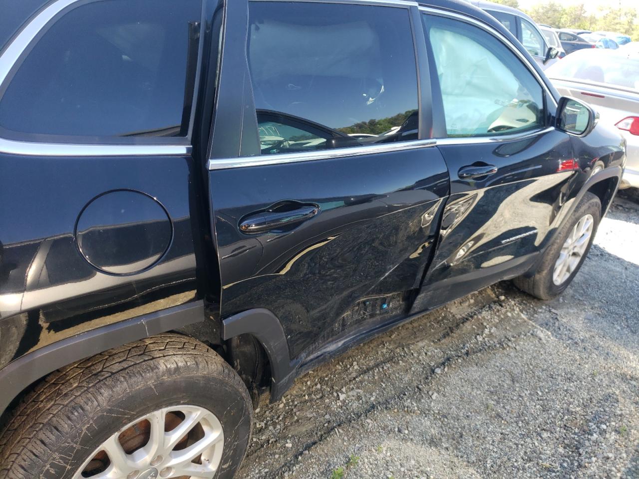 Photo 9 from auction – 2018 JEEP CHEROKEE L with VIN 1C4PJMLB5JD541118