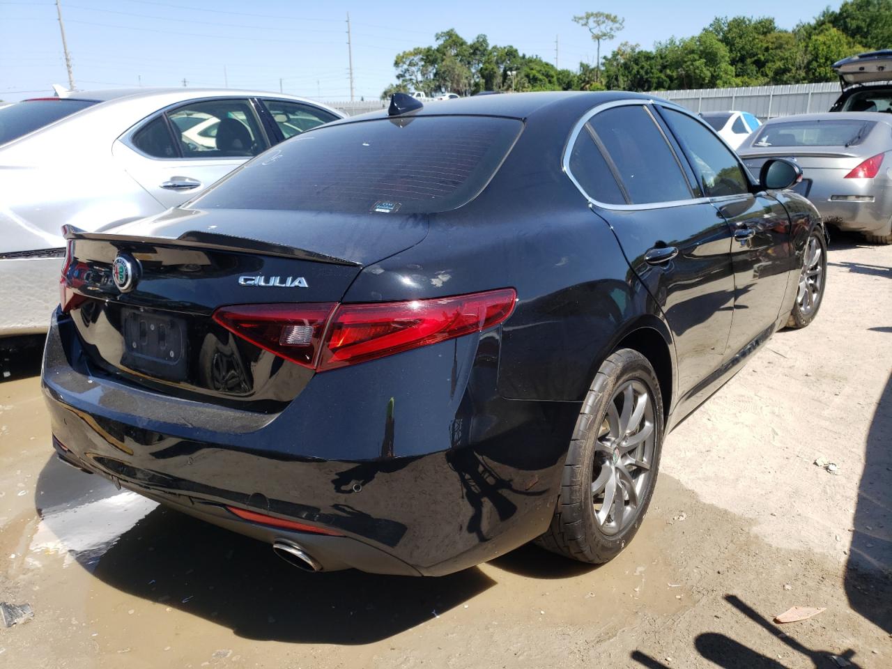 Photo 4 from auction – 2018 ALFA ROMEO GIULIA with VIN ZARFAEBN6J7563467
