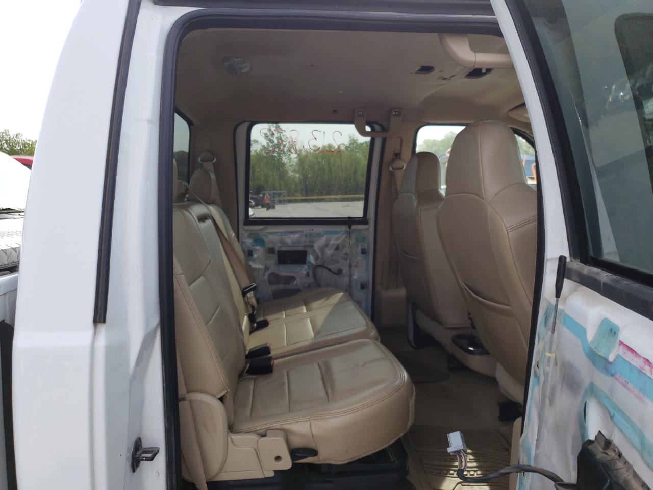 Photo 6 from auction – 2008 FORD F350 SUPER with VIN 1FTWW32RX8EA68309