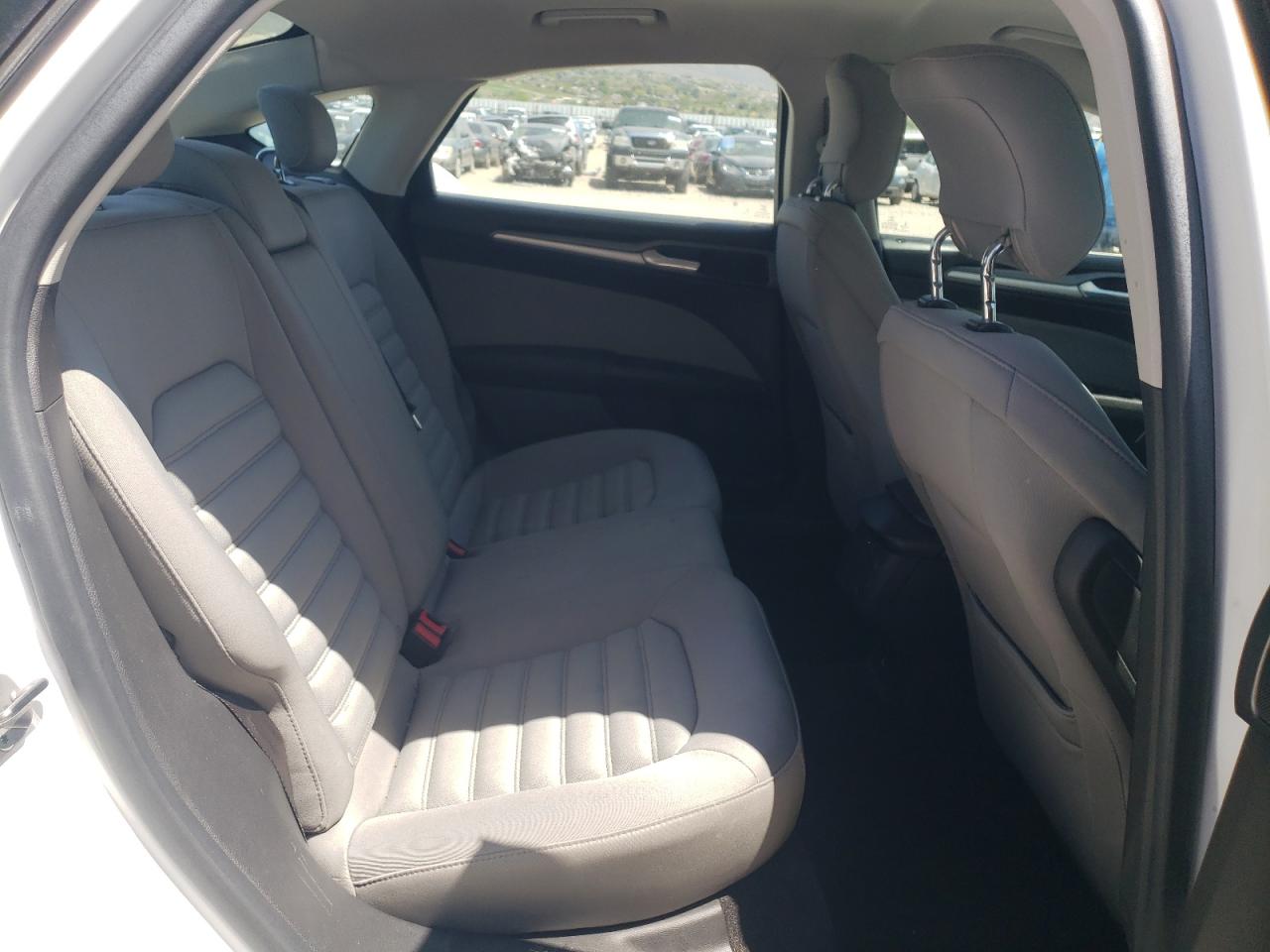 Photo 6 from auction – 2013 FORD FUSION S with VIN 3FA6P0G77DR348950