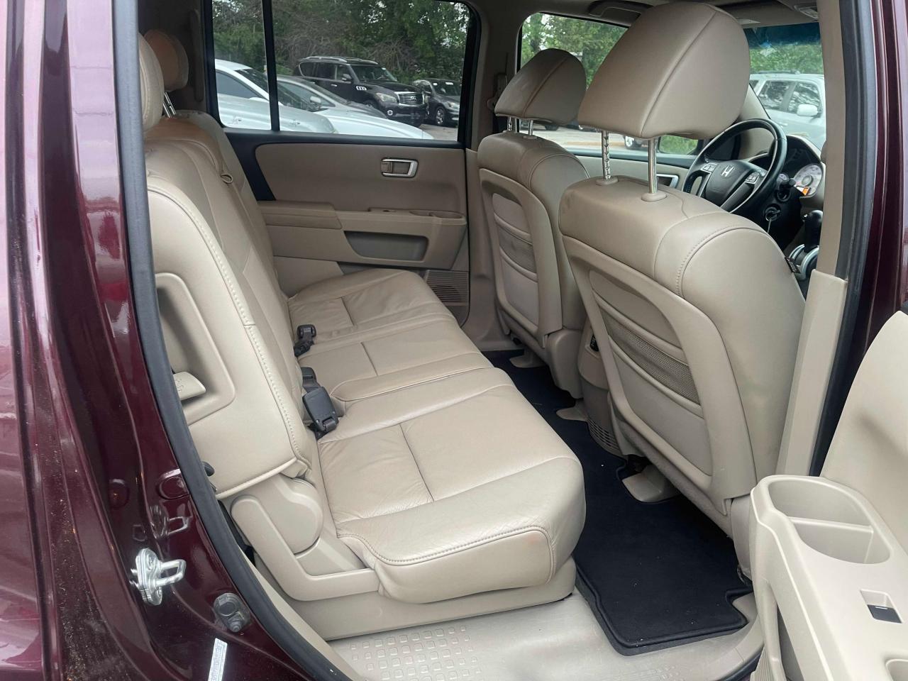 Photo 6 from auction – 2010 HONDA PILOT EXL with VIN 5FNYF4H53AB011683