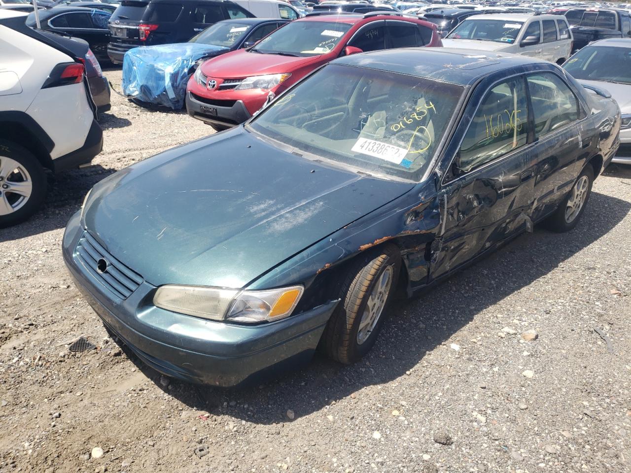 Photo 2 from auction – 1997 TOYOTA CAMRY CE with VIN 4T1BF22K5VU016854