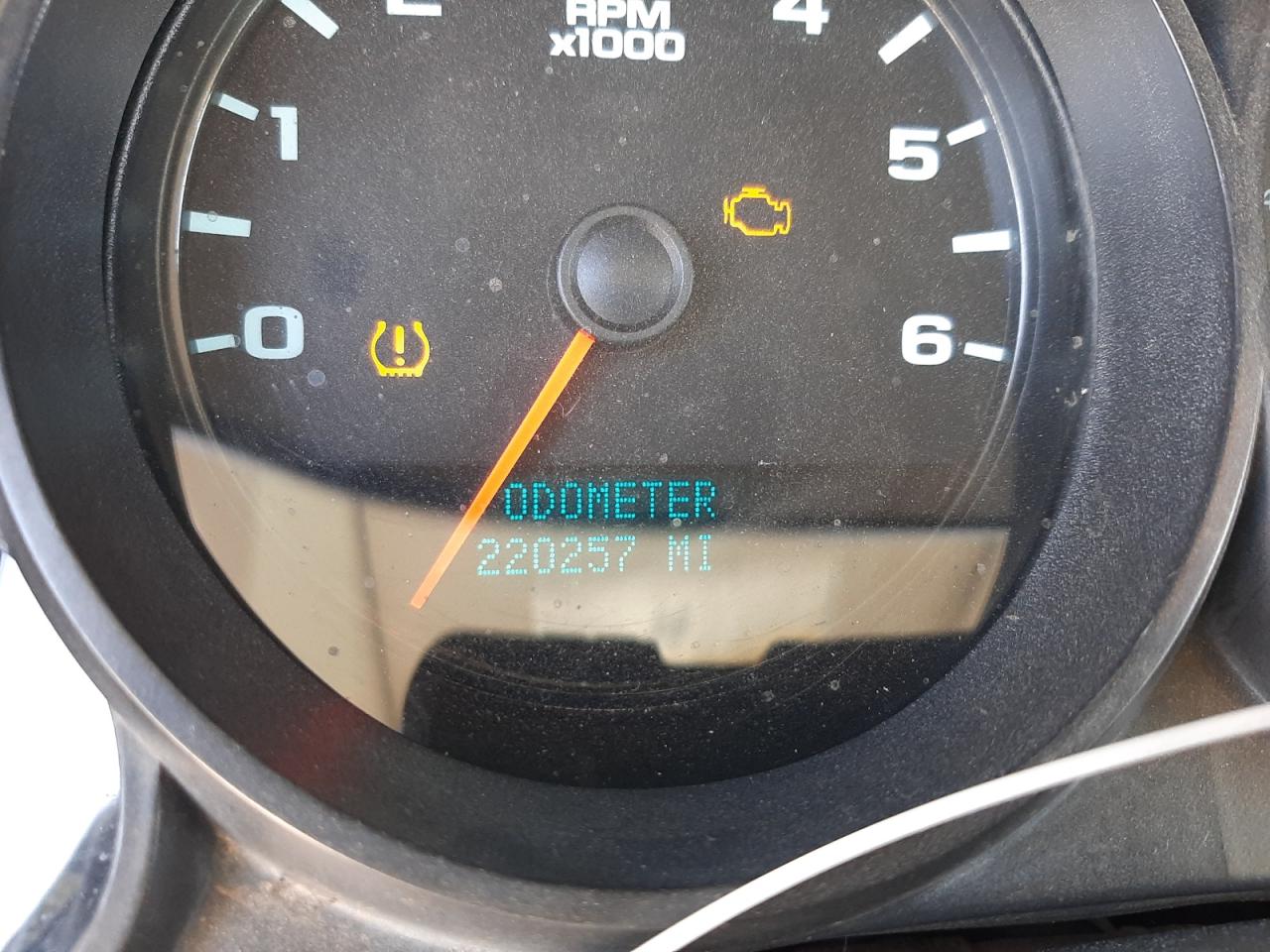 Photo 8 from auction – 2008 CHEVROLET SILVERADO with VIN 1GCEC14X78Z161916