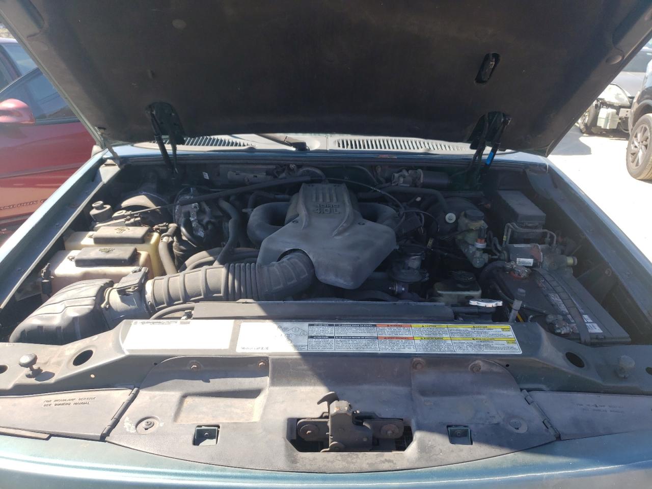 Photo 7 from auction – 1997 FORD EXPLORER with VIN 1FMCU22E0VUD28908