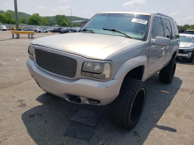 Photo 2 from auction – 2000 GMC YUKON DENA with VIN 1GKEK13R2YR120264
