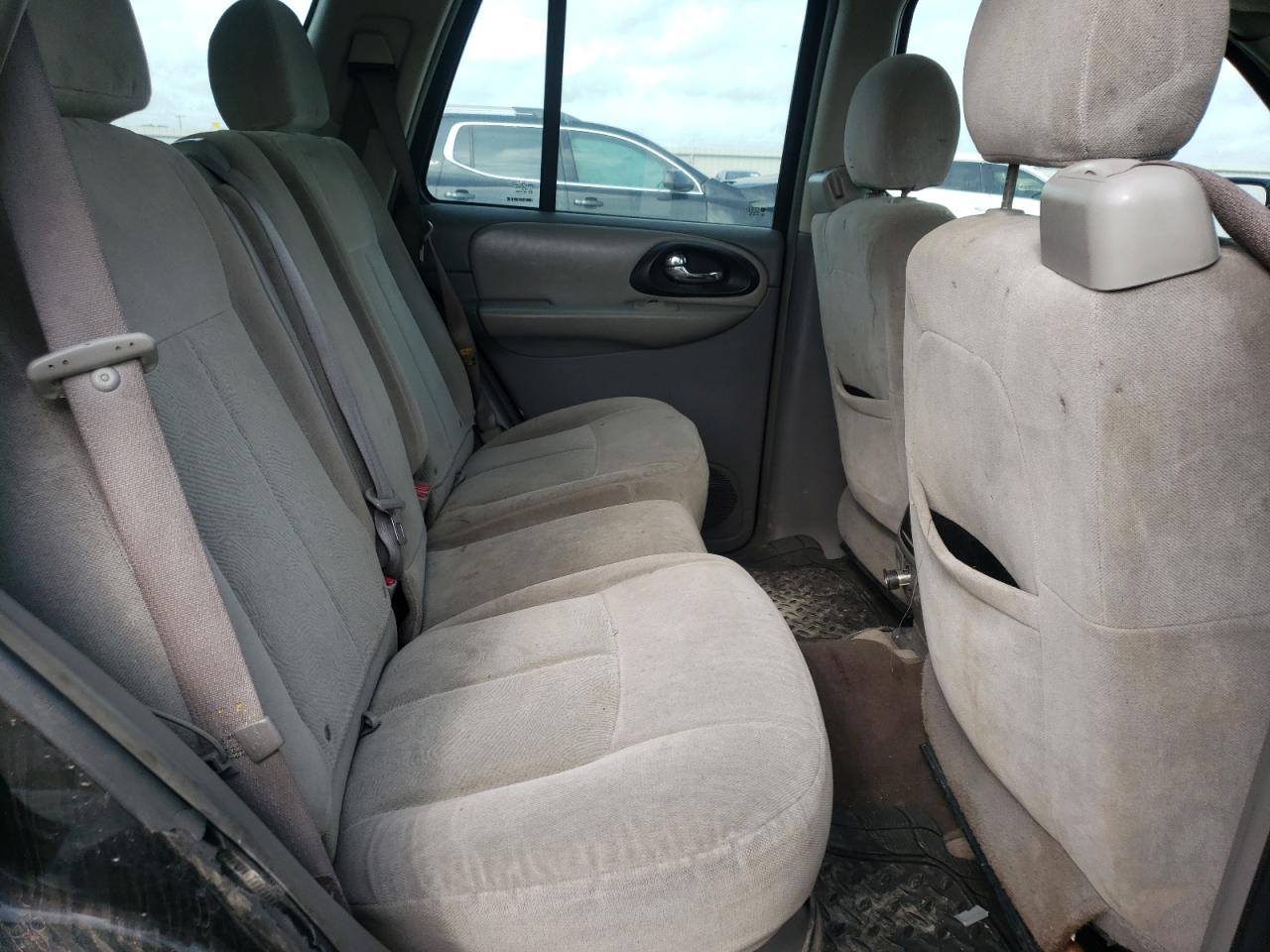 Photo 6 from auction – 2006 CHEVROLET TRAILBLAZE with VIN 1GNDS13S162244405