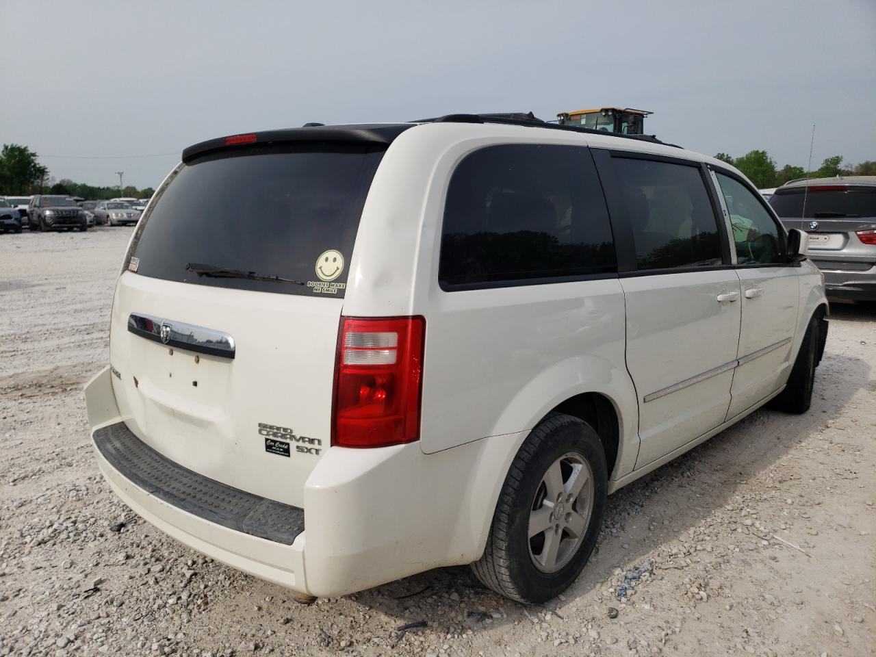 Photo 4 from auction – 2010 DODGE GRAND CARA with VIN 2D4RN5D16AR119125