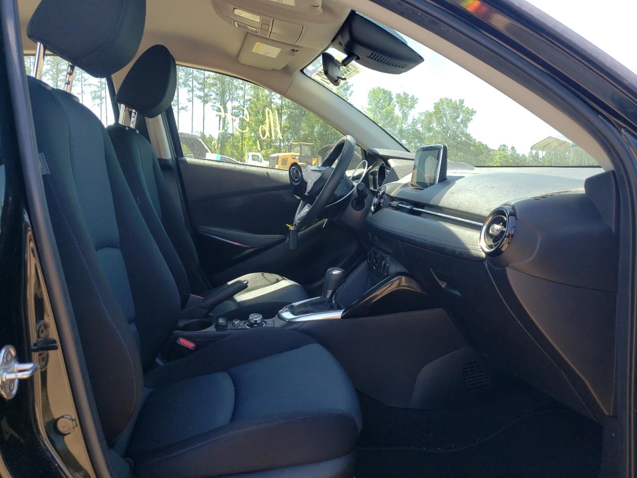 Photo 5 from auction – 2016 SCION IQ with VIN 3MYDLBZV9GY100232