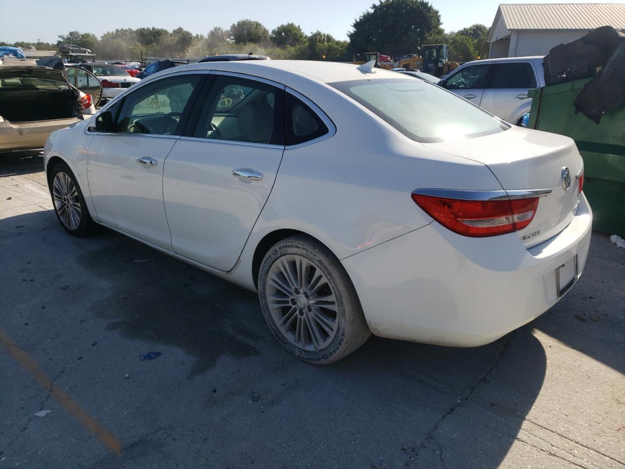 Фото 3 с аукциона – 2013 BUICK VERANO с VIN 1G4PP5SK5D4218158