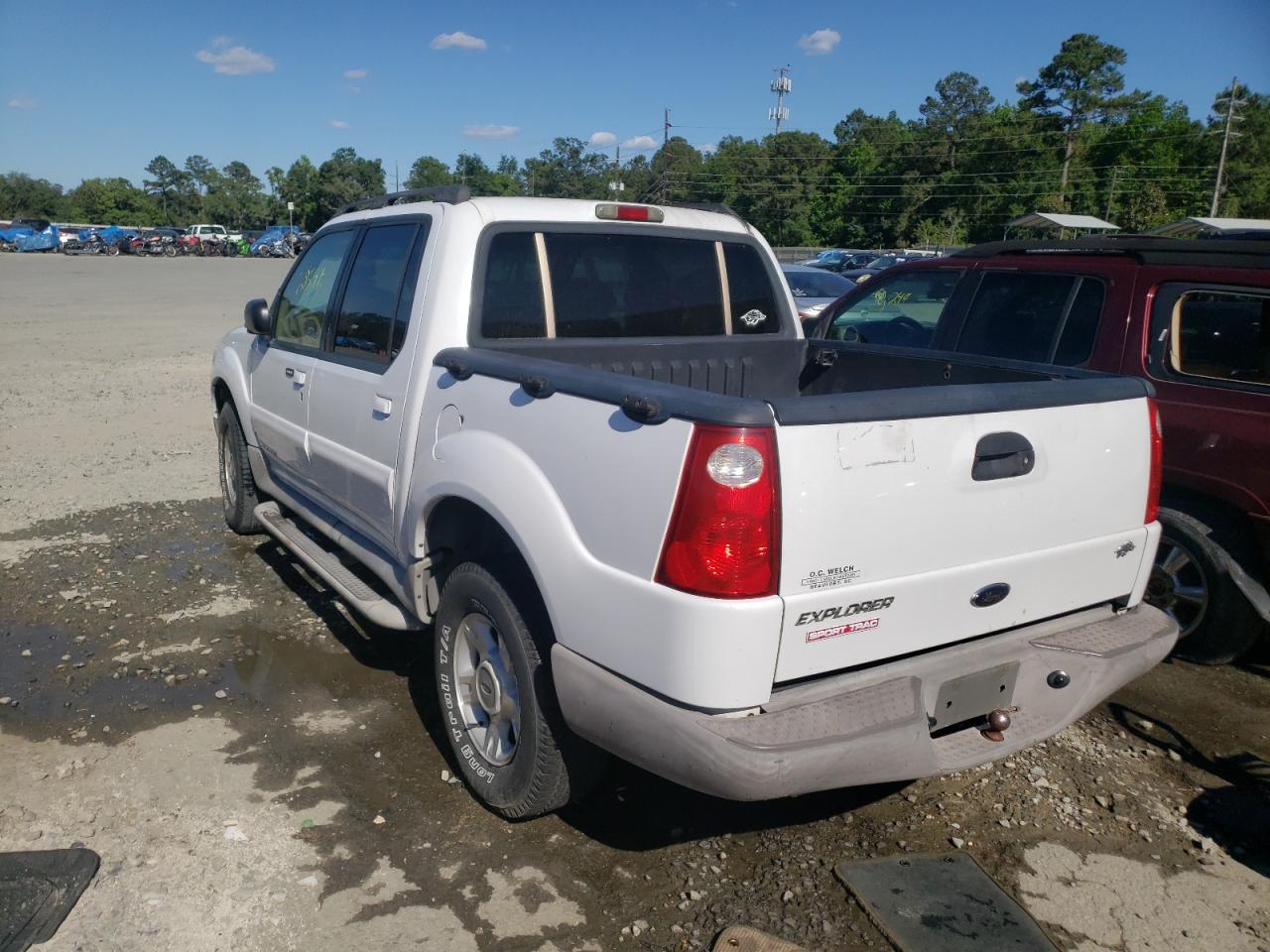 Photo 3 from auction – 2001 FORD EXPLORER S with VIN 1FMZU67E31UC83922