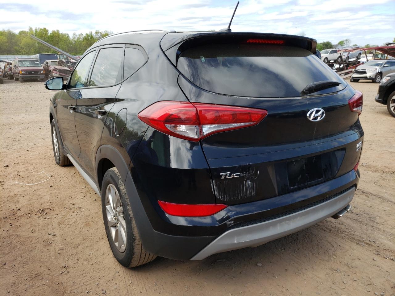 Photo 3 from auction – 2017 HYUNDAI TUCSON LIM with VIN KM8J3CA2XHU475474