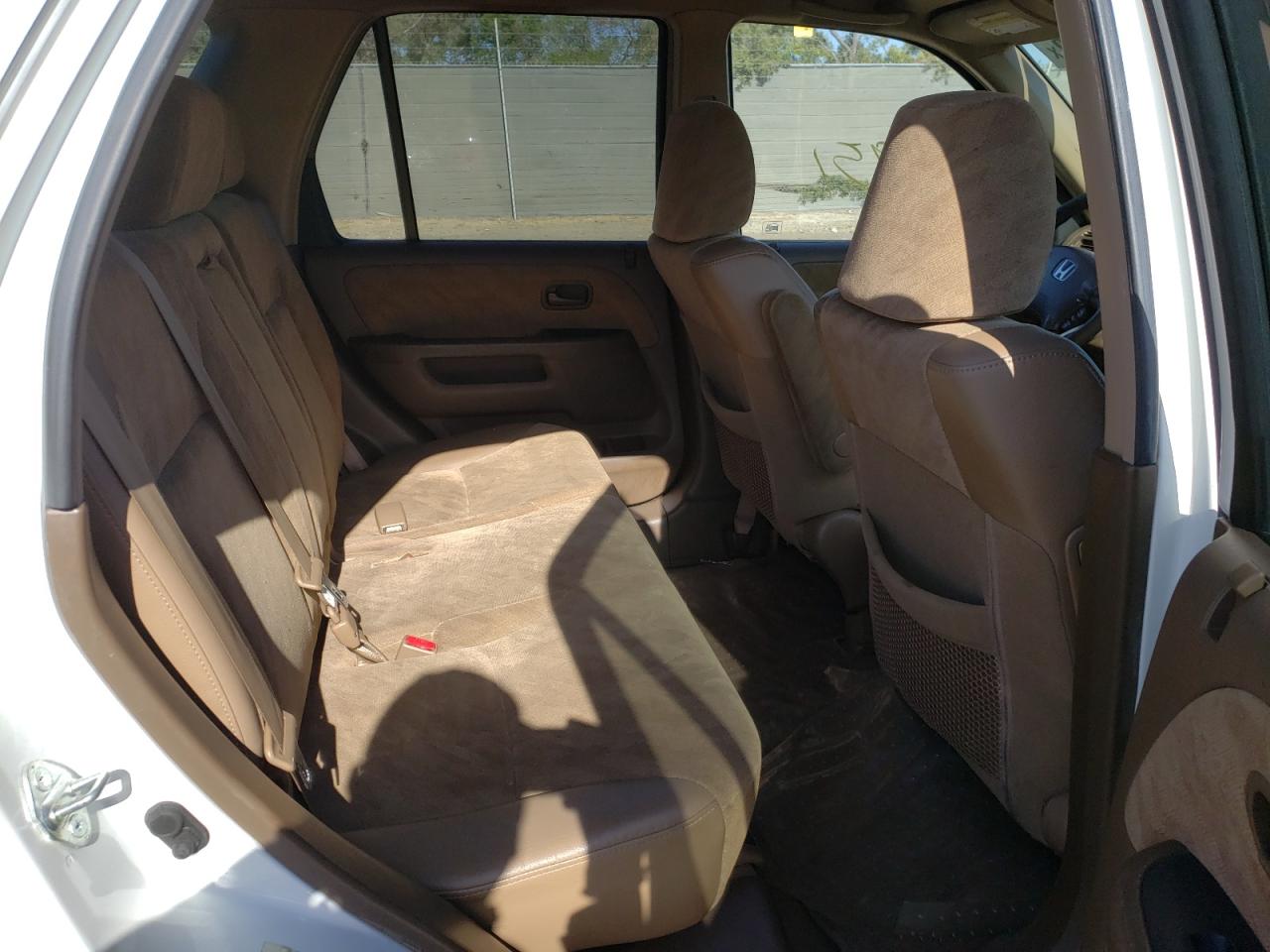Photo 6 from auction – 2002 HONDA CR-V EX with VIN JHLRD78802C032241
