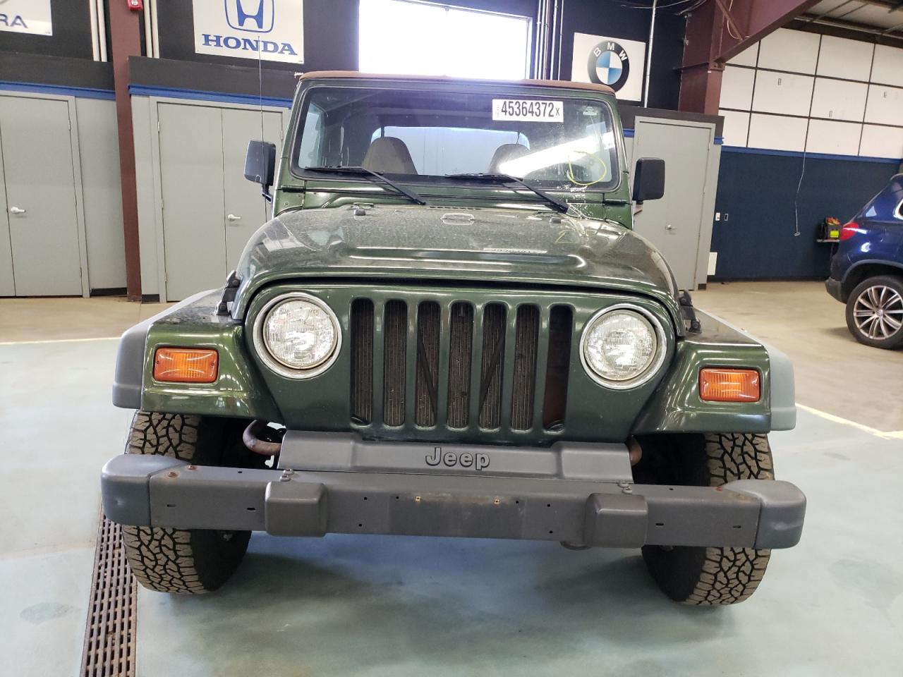 Photo 9 from auction – 1998 JEEP WRANGLER / with VIN 1J4FY29P0WP795348