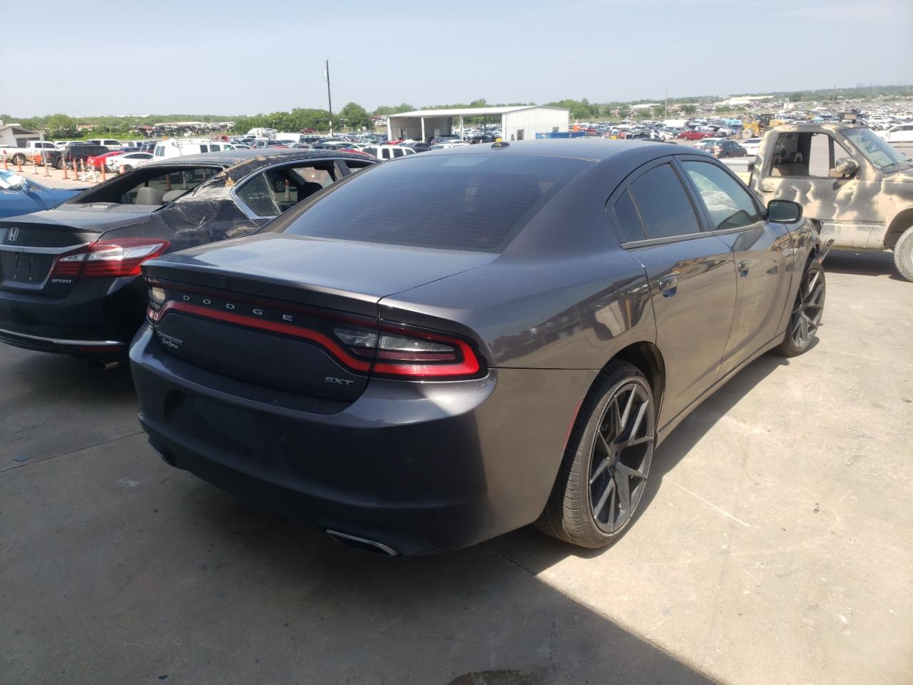 Photo 4 from auction – 2018 DODGE CHARGER SX with VIN 2C3CDXBGXJH173482