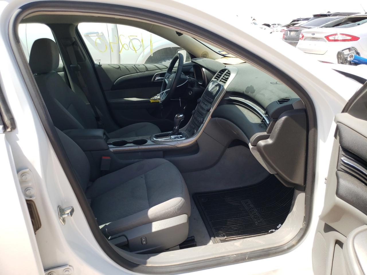 Photo 5 from auction – 2013 CHEVROLET MALIBU LS with VIN 1G11A5SAXDF296452