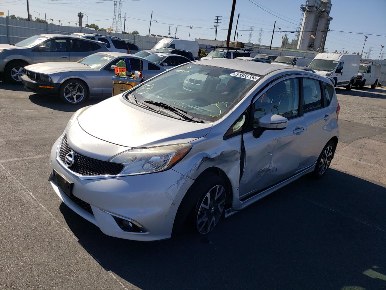 Photo 2 from auction – 2015 NISSAN VERSA NOTE with VIN 3N1CE2CP5FL424064