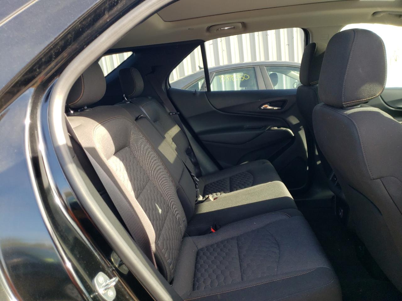 Photo 6 from auction – 2019 CHEVROLET EQUINOX LT with VIN 2GNAXVEX6K6137643